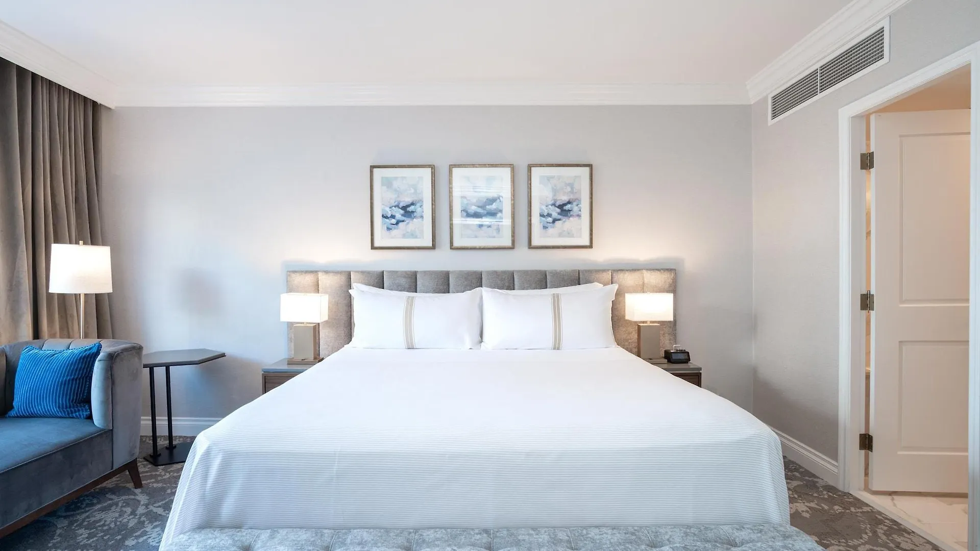 The Sutton Place Hotel Ванкувер