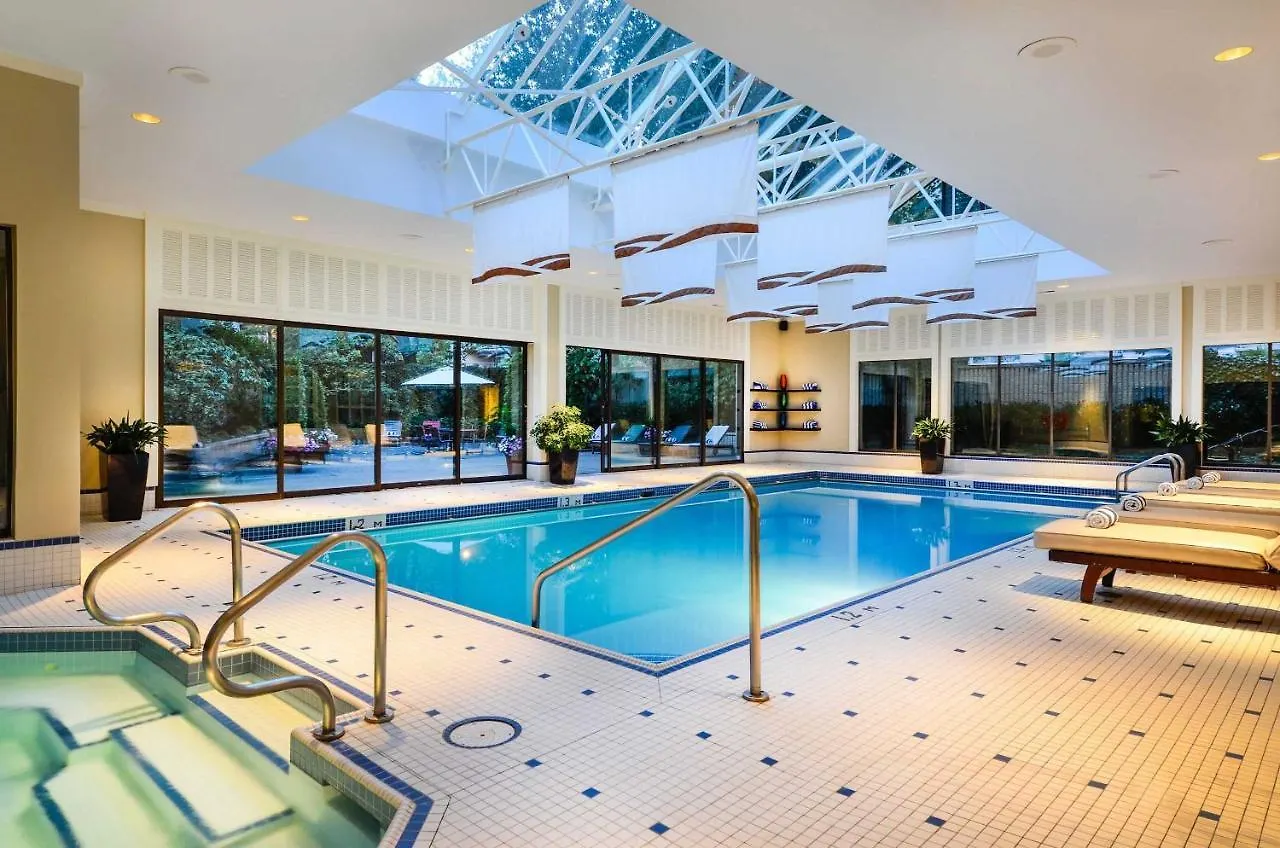 The Sutton Place Hotel Ванкувер