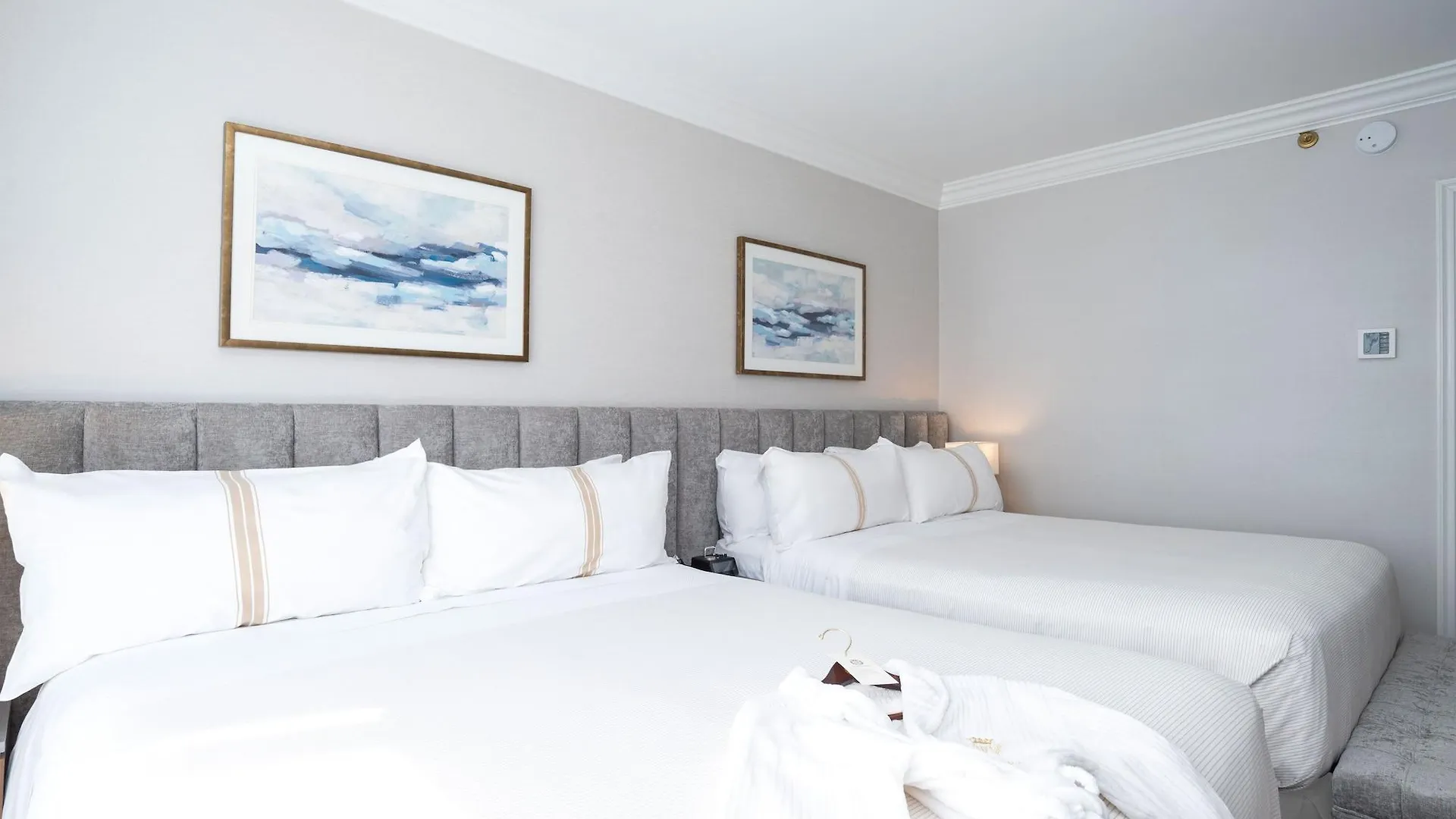 The Sutton Place Hotel Ванкувер
