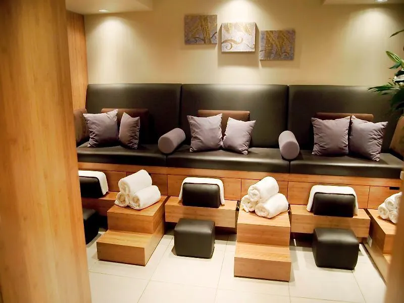 The Sutton Place Hotel Ванкувер