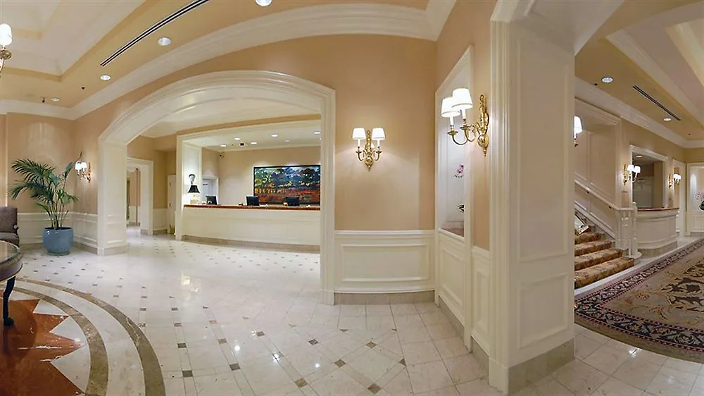 The Sutton Place Hotel Ванкувер