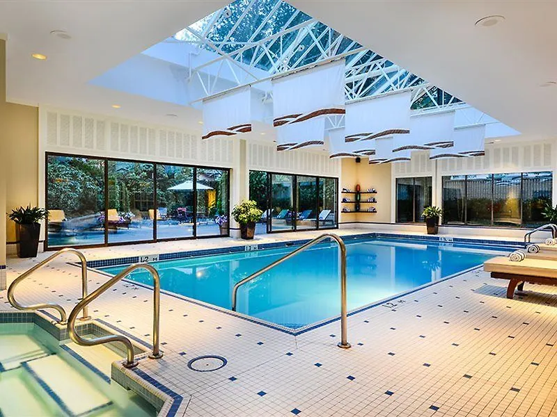 The Sutton Place Hotel Ванкувер