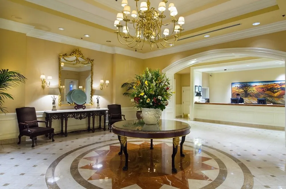 The Sutton Place Hotel Ванкувер