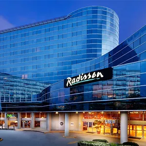 Radisson Vancouver Airport ריצ'מונד